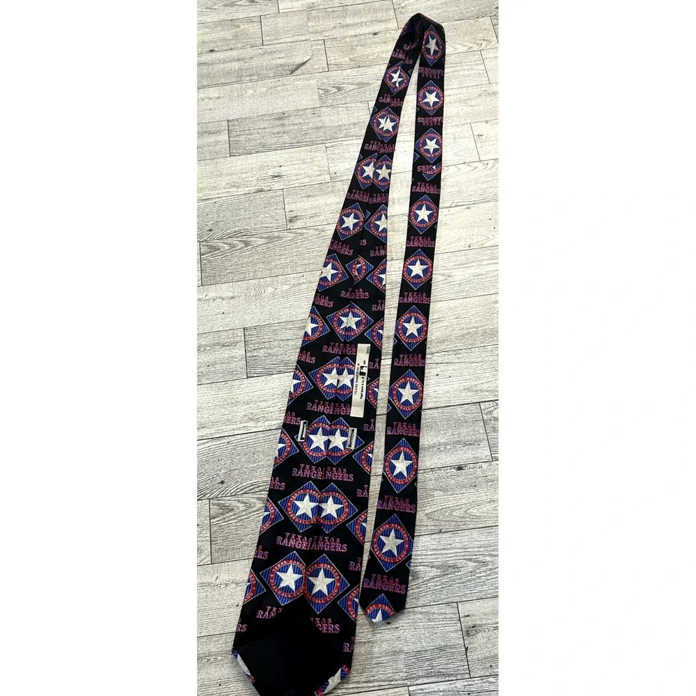 Vintage 1997 Ralph Marlin & Co. Texas Rangers‎ MLB Baseball Silk Tie Necktie EUC